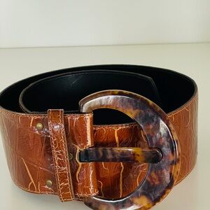 Brown Leather Belt with Tortoiseshell Buckle